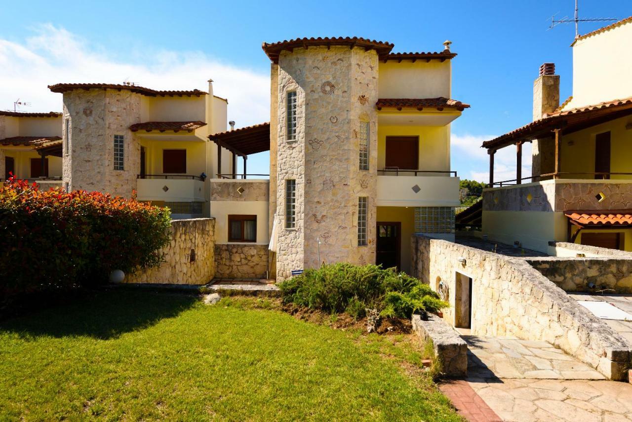 Sani Beach Villa Luaran gambar