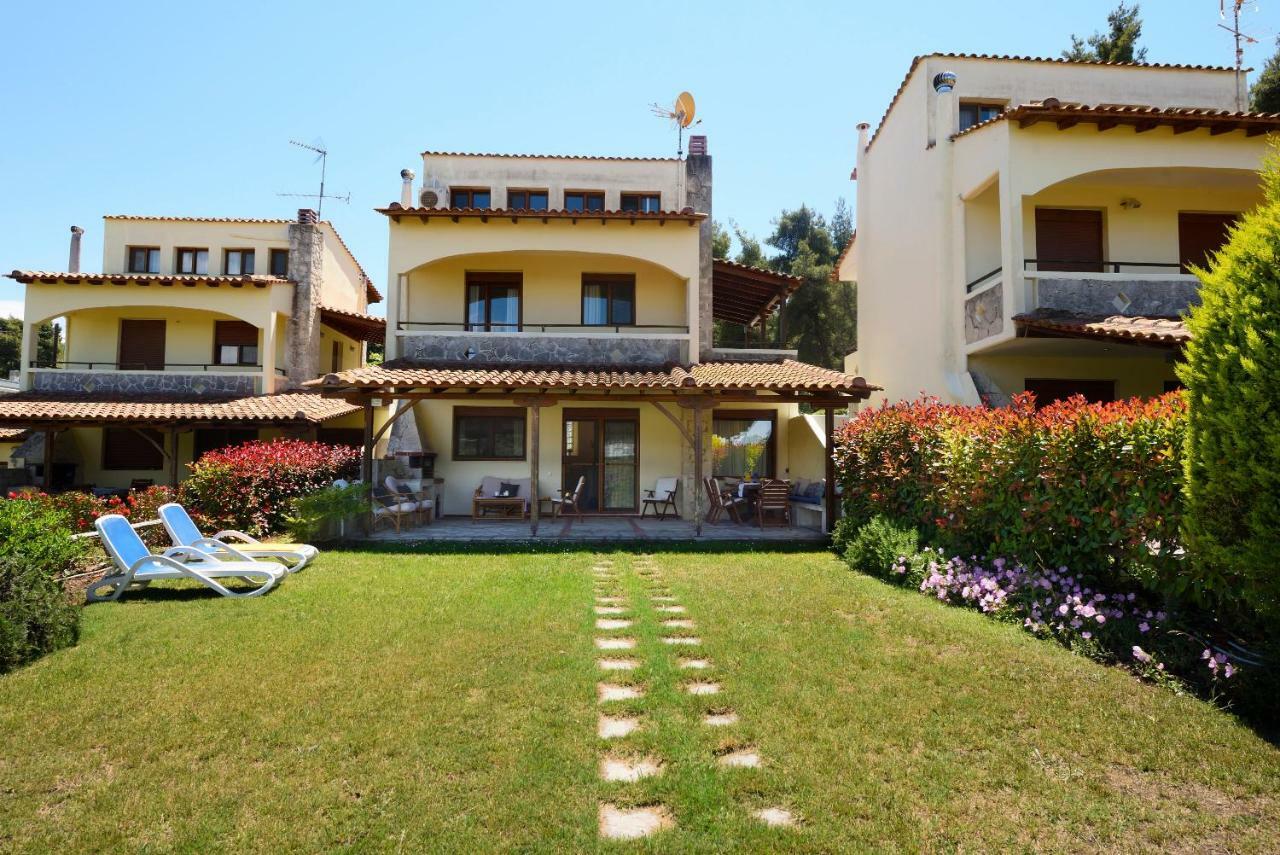 Sani Beach Villa Luaran gambar